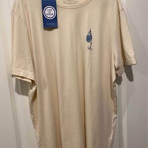 Life is Good Men’s T-Shirt – NWT – Fishing Lure Hook Graphic